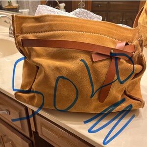 SOLD

Parker Thatch 
Suede Tote Bag with Soft Material and Slouchy Shape